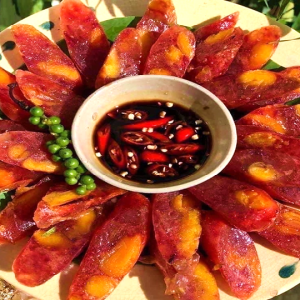 Lạp Xưởng Trứng Muối - Hộp Quà Tết 2022